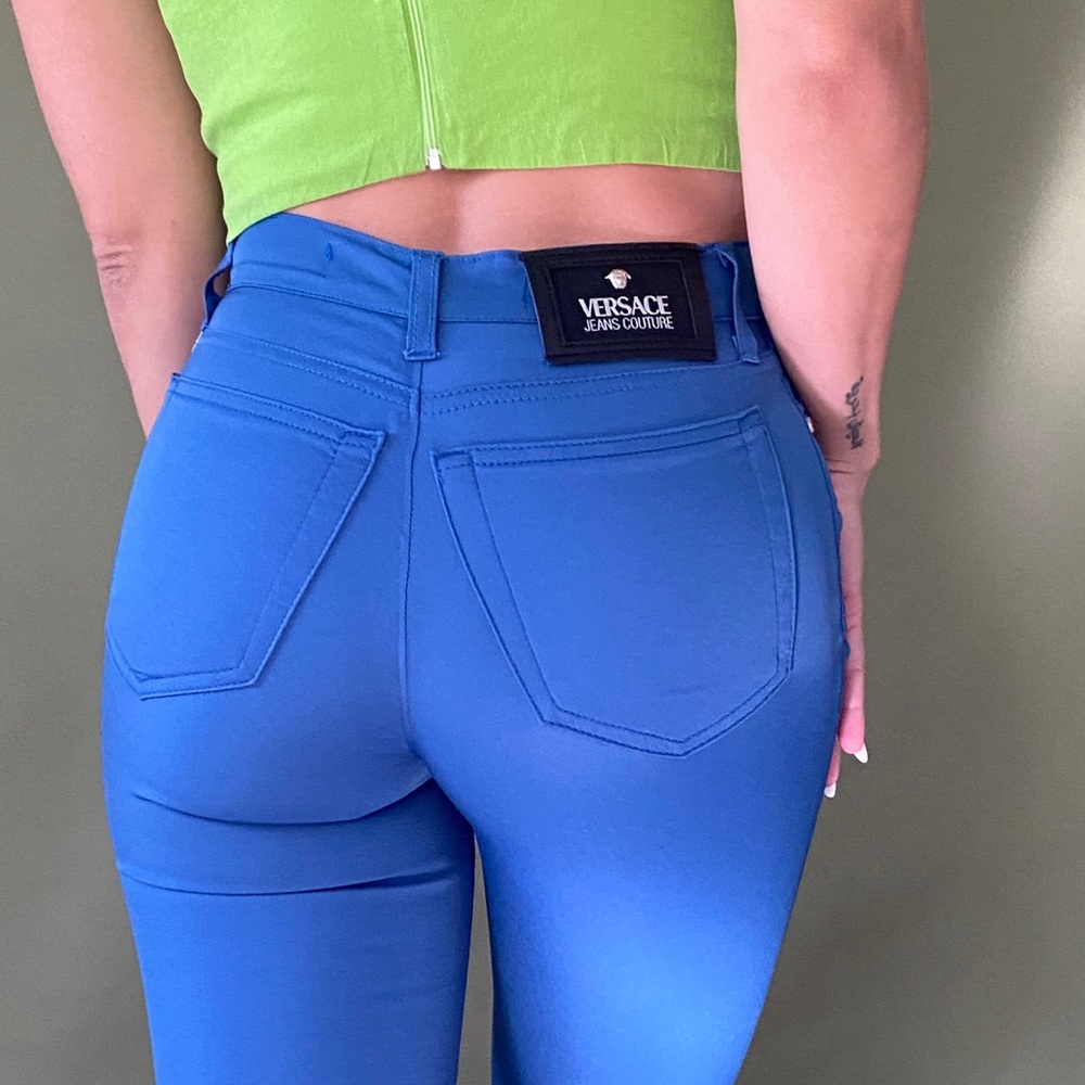High waisted Vintage Versace skinny stretchy pants in blue.